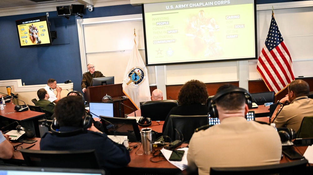 U.S. Army Chief of Chaplains Visits the IADC