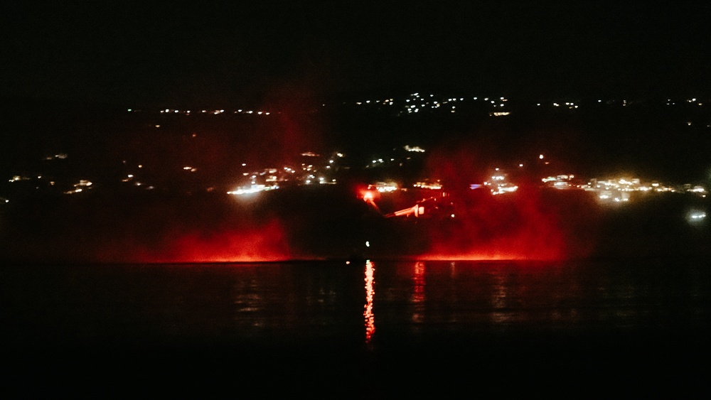 2d Recon Conducts Helo Casting At Night