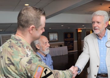 LTC O'Sullivan speaks to Galveston community group