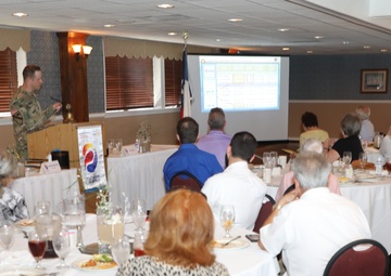 LTC O'Sullivan speaks to community group
