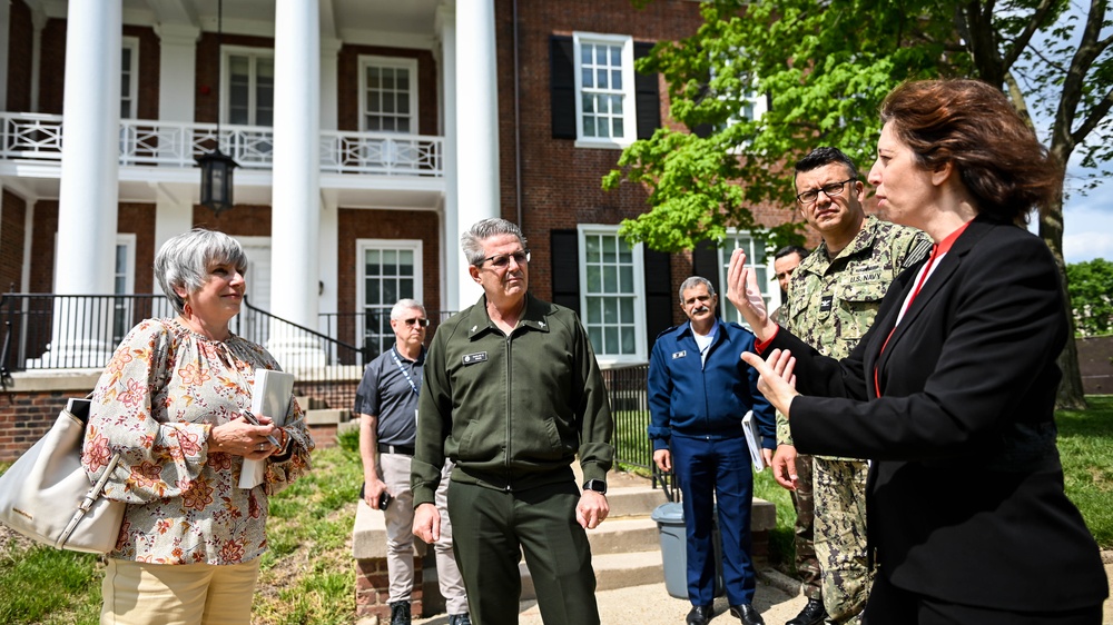 DC HELC Representative Visits the IADC