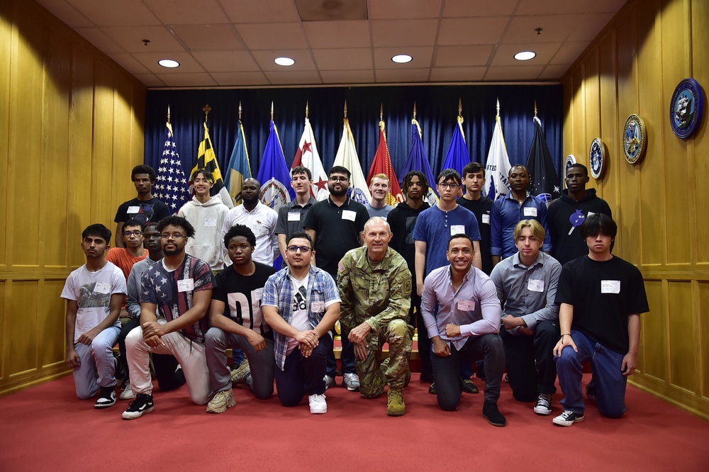 Gen. Randy A. George, VCSA, delivers oath of enlistment at Fort Meade MEPS