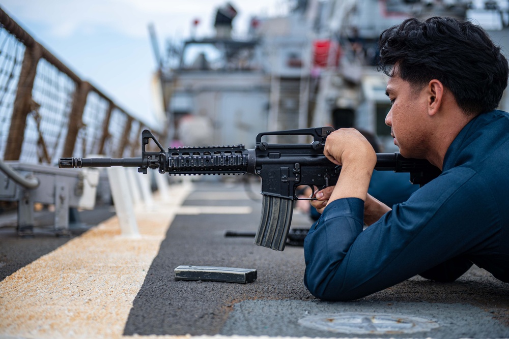 USS Laboon (DDG 58) Conducts Weapons Exercise During CSG-4 COMPTUEX