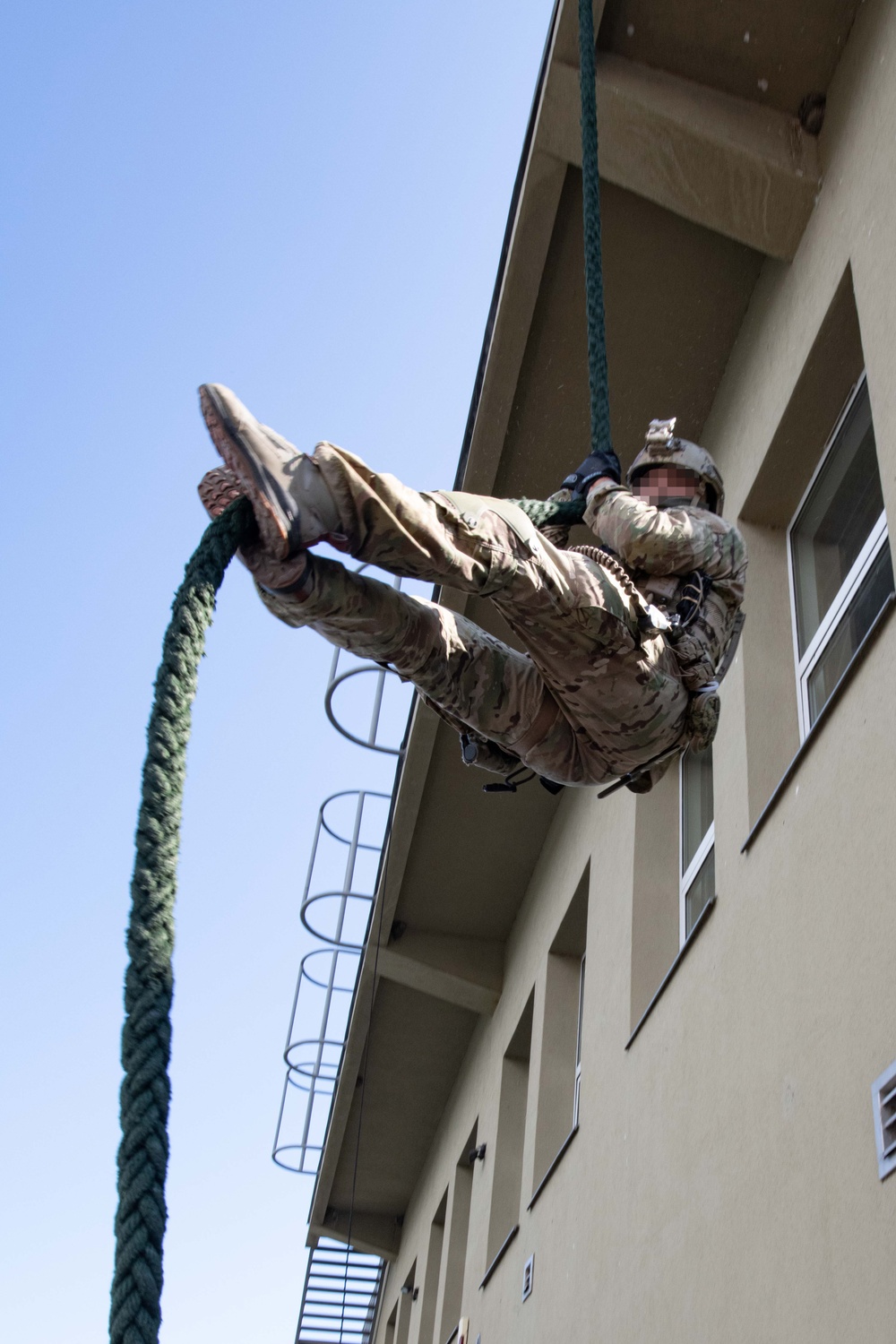 Navy SEAL and Polish Special Forces training