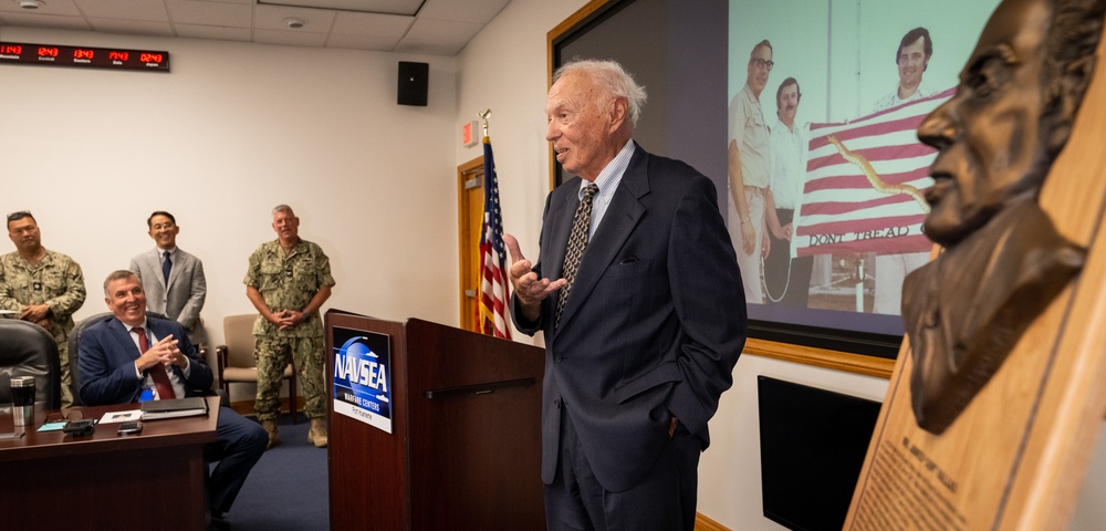 Jim Vallas Honored for Shaping Engineering Vision, Future Leaders at Naval Surface Warfare Center, Port Hueneme Division