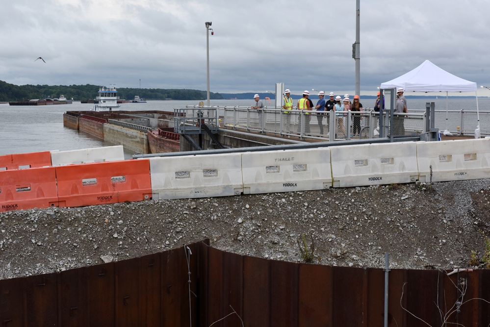 IWUB checks on progress of Kentucky Lock Addition Project