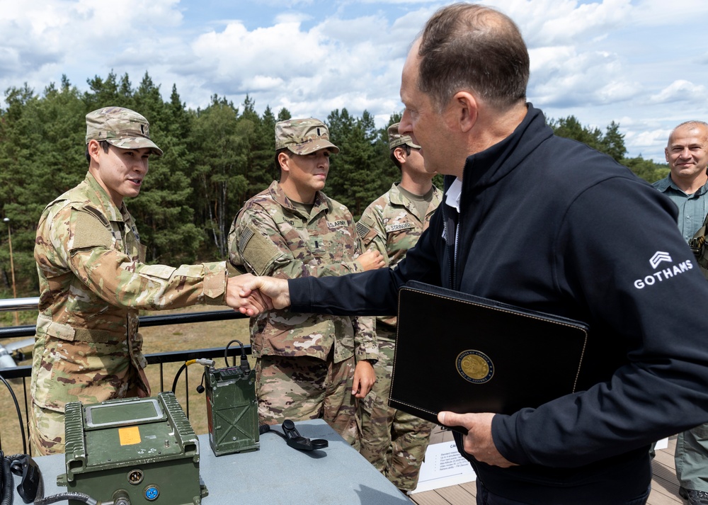 U.S. Ambassador to Poland and Minister of Defense for Poland visit Aviation Brigade