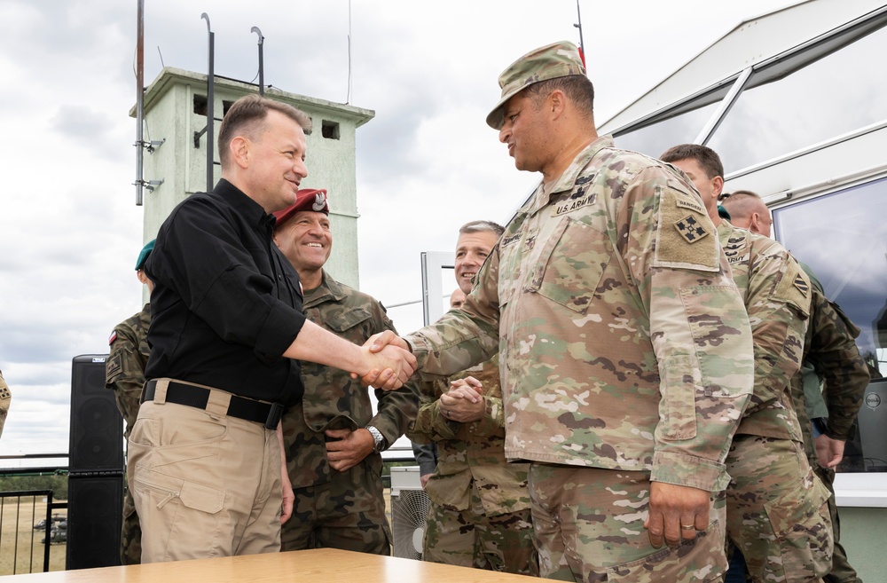 U.S. Ambassador to Poland and Minister of Defense for Poland visit Aviation Brigade