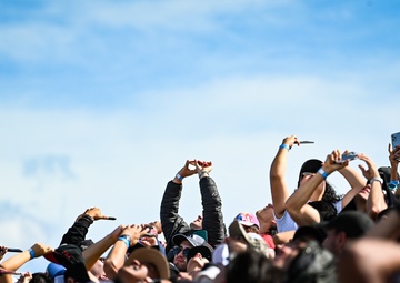 F-16 Viper Demo Team participates in F-AIR Colombia 2023
