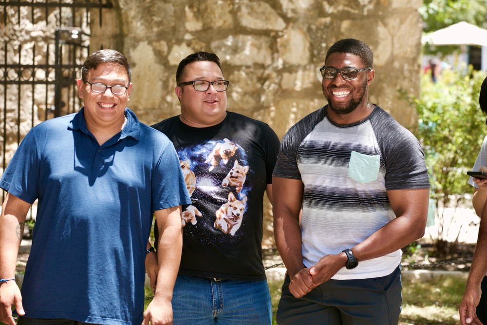 MIRC Soldiers visit the Alamo as part of MWR event