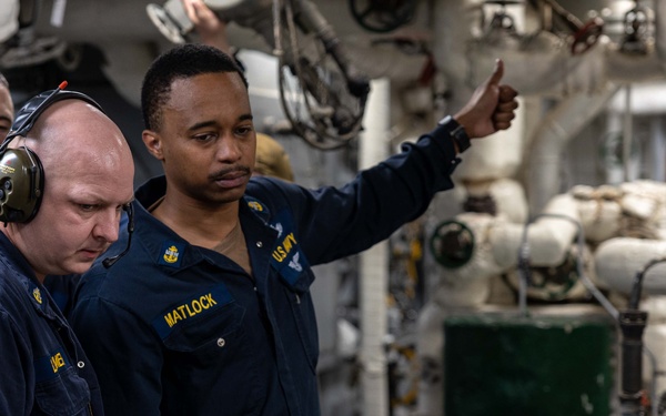 USS Bataan Sailors conduct engineering drills