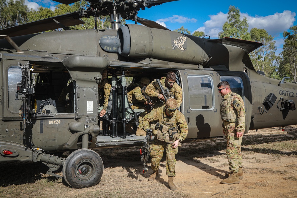 16th CAB conducts combined training with Australian Defence Force and the French Armed Forces