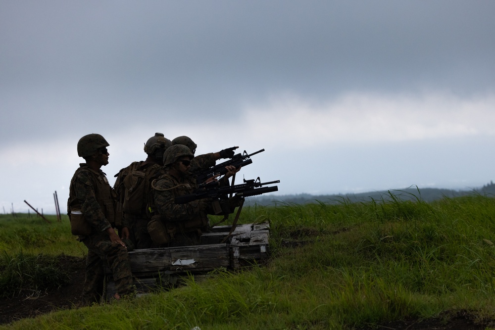 MWSS-171 Marines Conduct M203 and Mark 19 Grenade Launcher Live-Fire