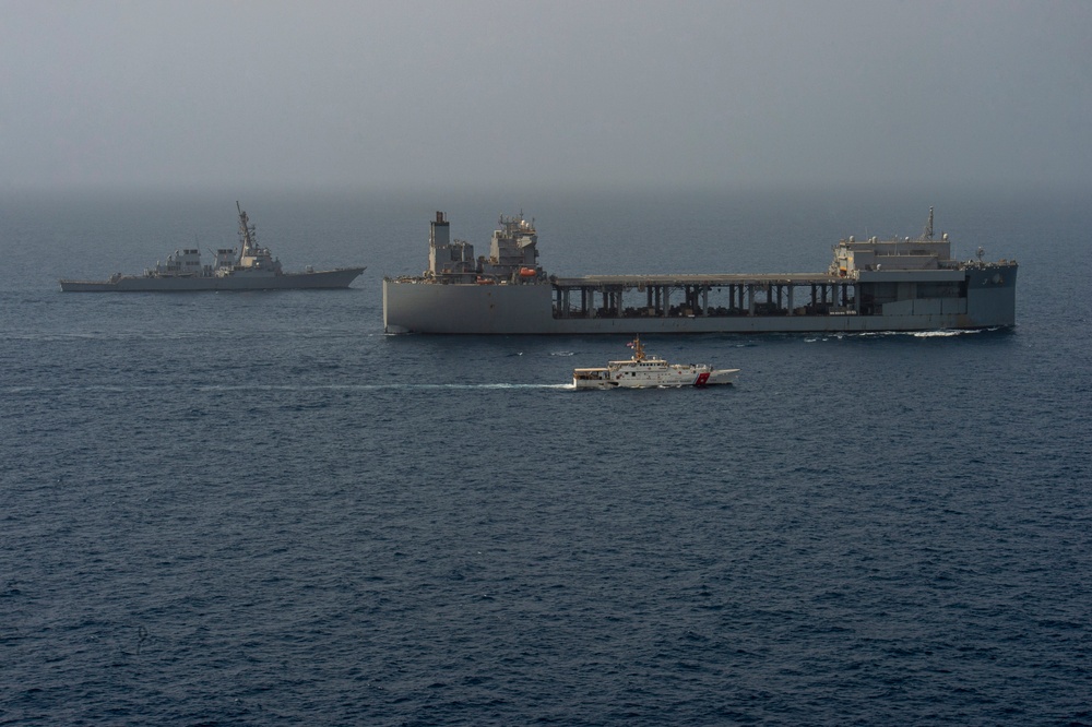 USS Lewis B. Puller, USS Paul Hamilton Sail in the Gulf of Oman