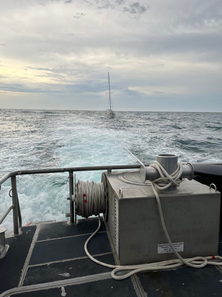 Coast Guard assists 3 aboard disabled sailing vessel off Vilano Beach