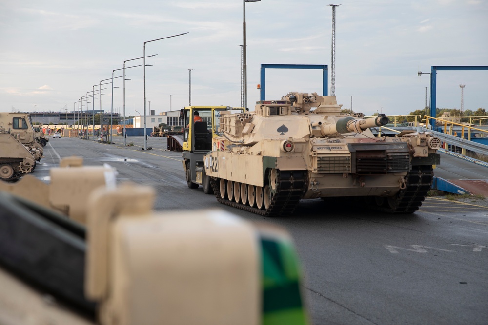 2nd Armored Brigade Combat Team Conducts Port Operations for Operation Atlantic Resolve