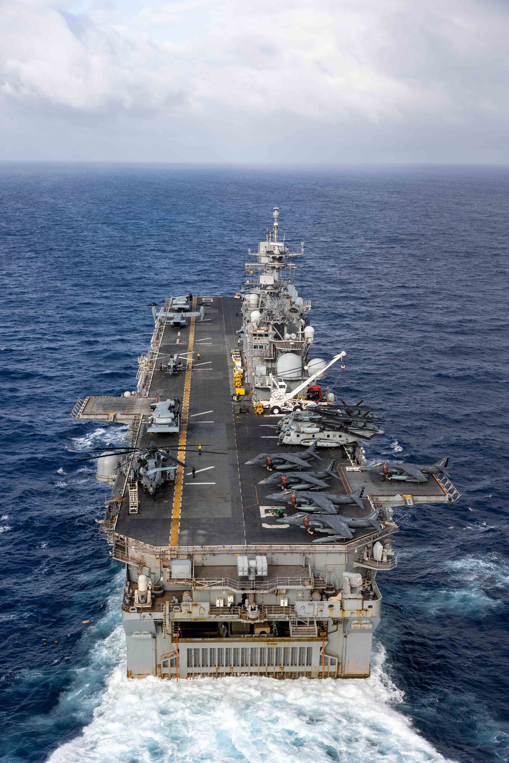 USS Bataan conducts routine operations