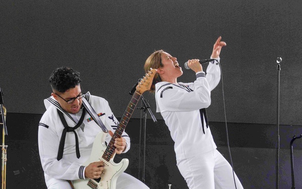 7th Fleet Band Plays Singapore