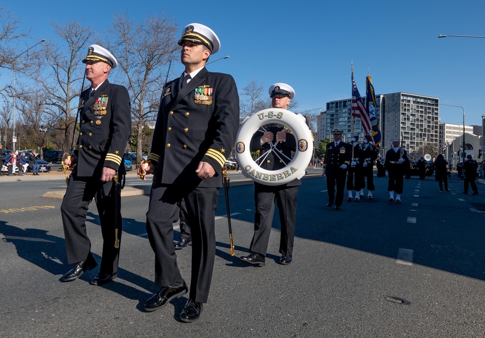 USS Canberra Visits Namesake City