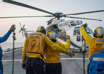 USS Paul Hamilton Helo Operations