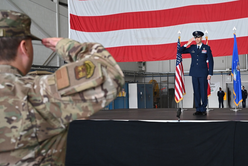 Team Mildenhall Airmen support MLB London Series > Royal Air Force