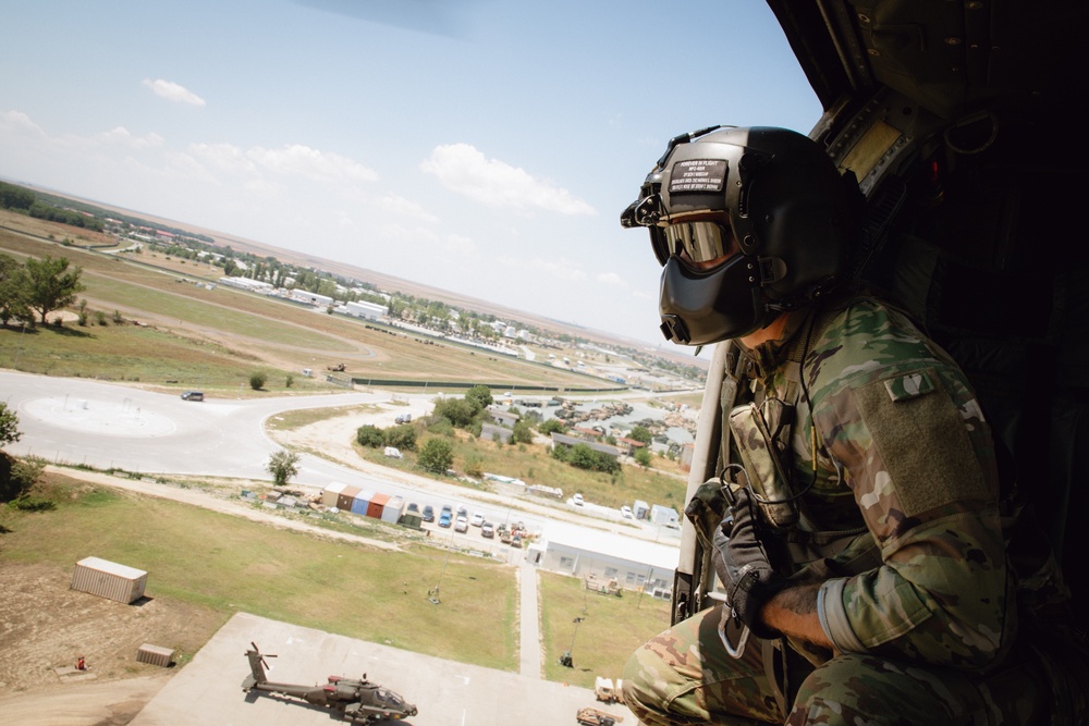 Soldiers participate in Pathfinder FTX