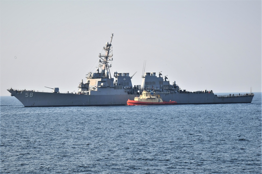 USS Mason (DDG 87) Participates in CSG-4 COMPTUEX