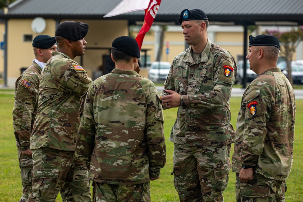 Headquarters Support Company hosts Change of Command ceremony