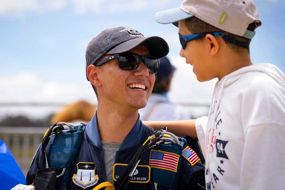 USAFA Wings of Blue participates in F-AIR Colombia 2023