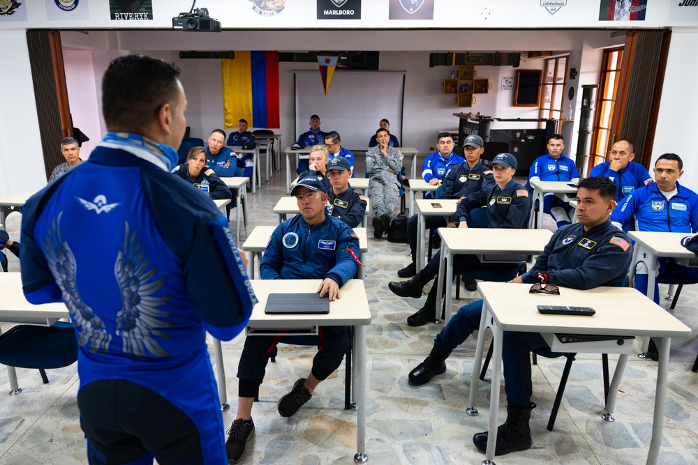 USAFA Wings of Blue participates in F-AIR Colombia 2023