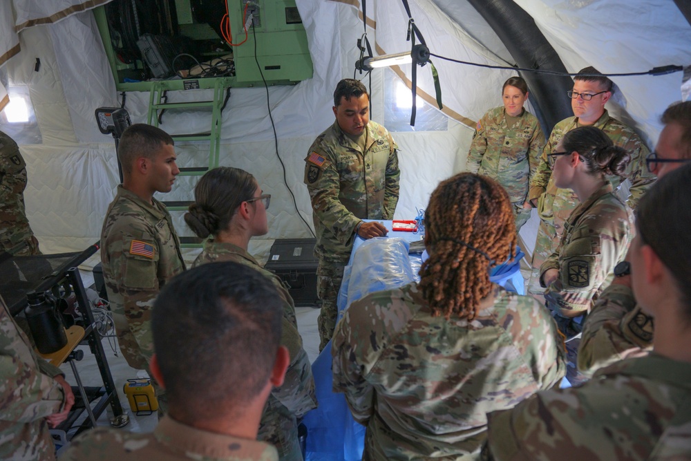 ROTC Cadets Tour the 531st Hospital Center