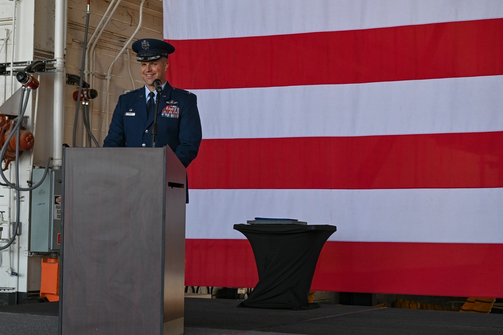 Dyess strikers welcome new 7 BW commander