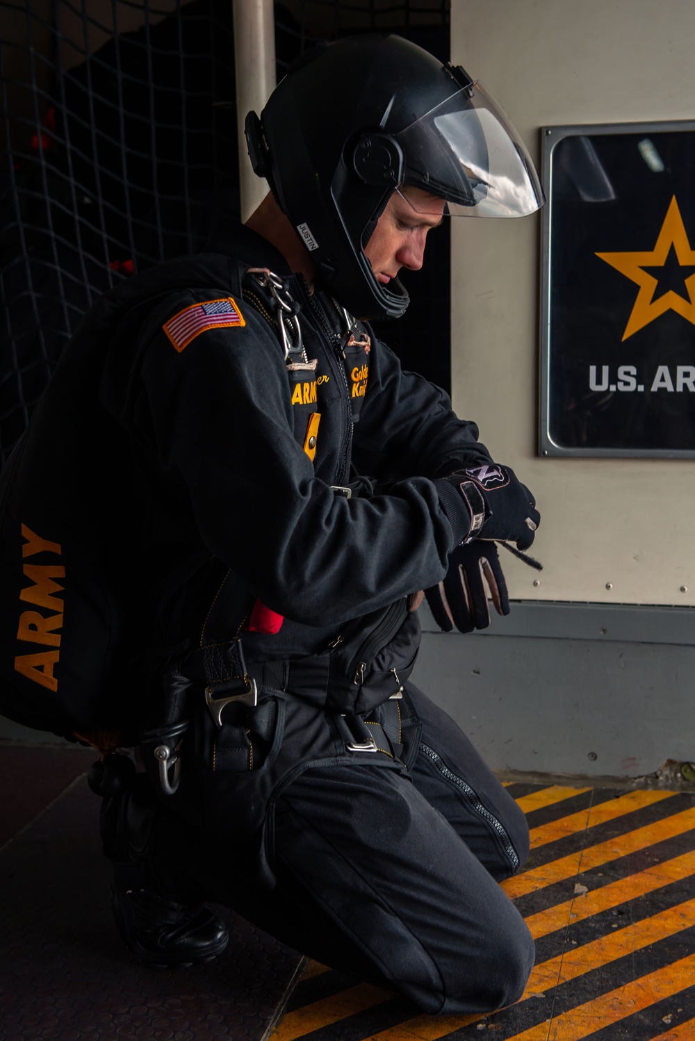 Army Golden Knights Parachute Jump