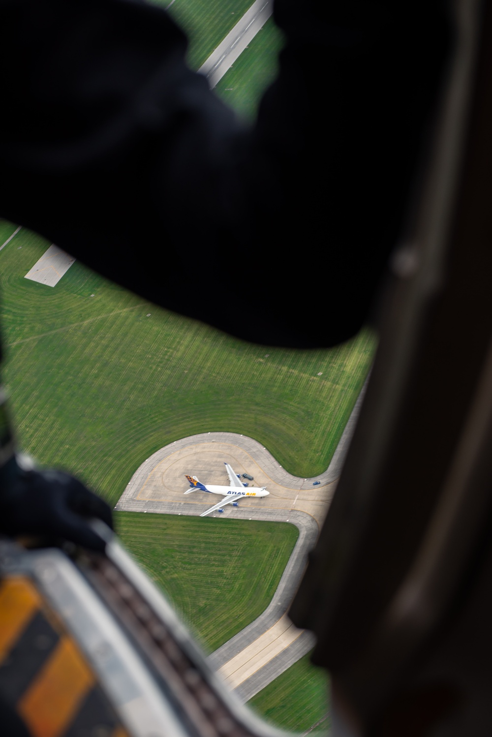 Army Golden Knights Parachute Jump