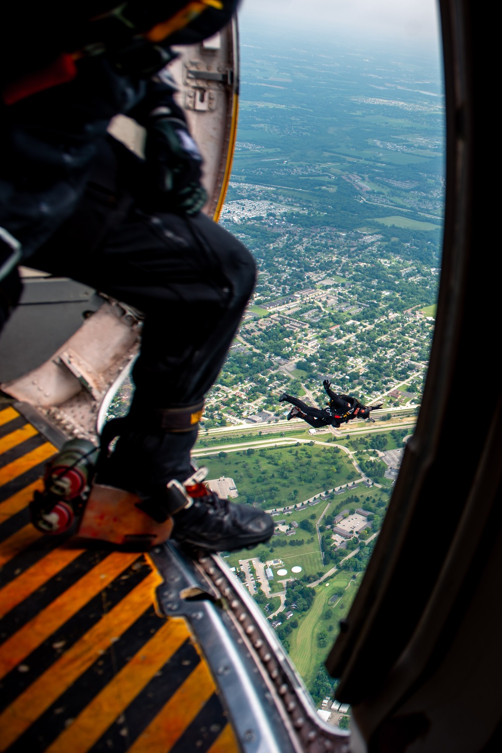 Army Golden Knights Parachute Jump