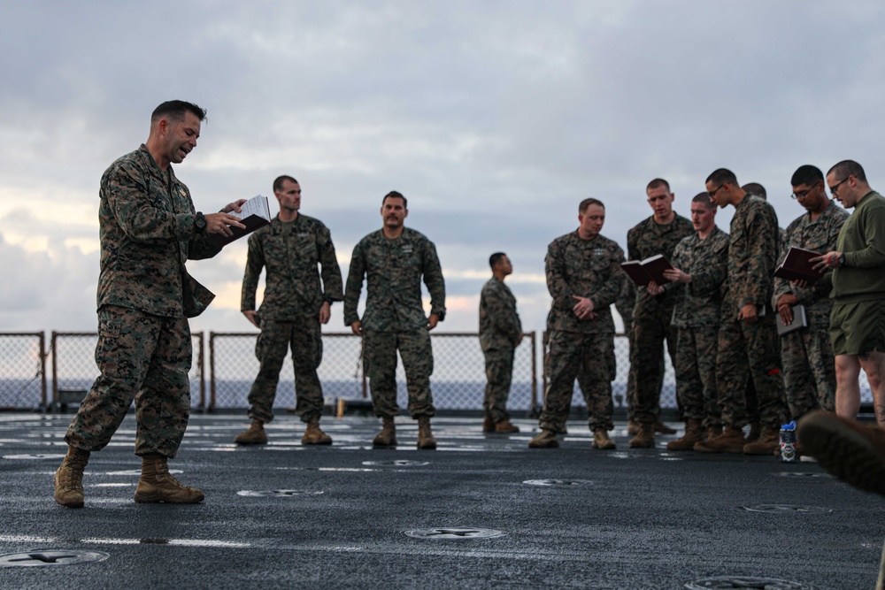 USS Carter Hall Conducts Protestant Services