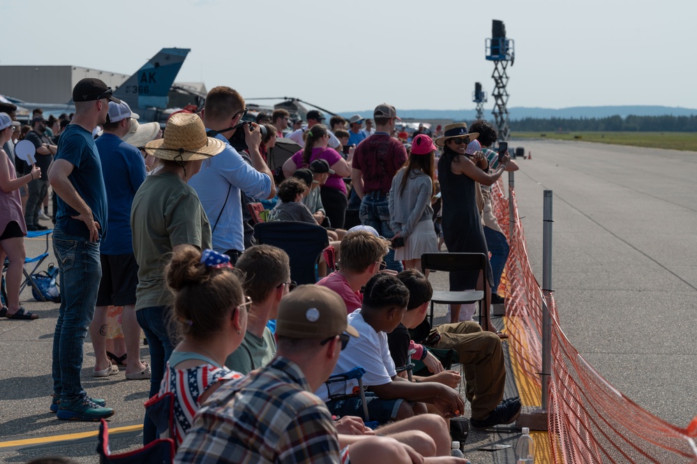 2023 Arctic Lightning Air Show