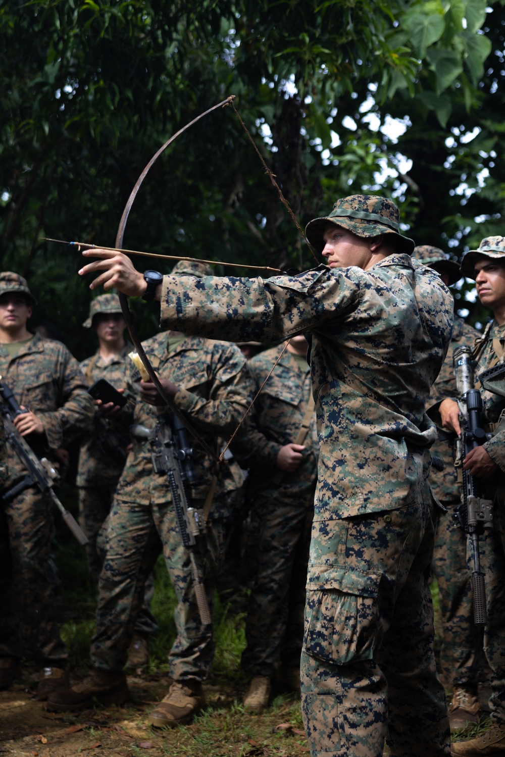 U.S. Marines learn jungle survival skills from Philippine Marines