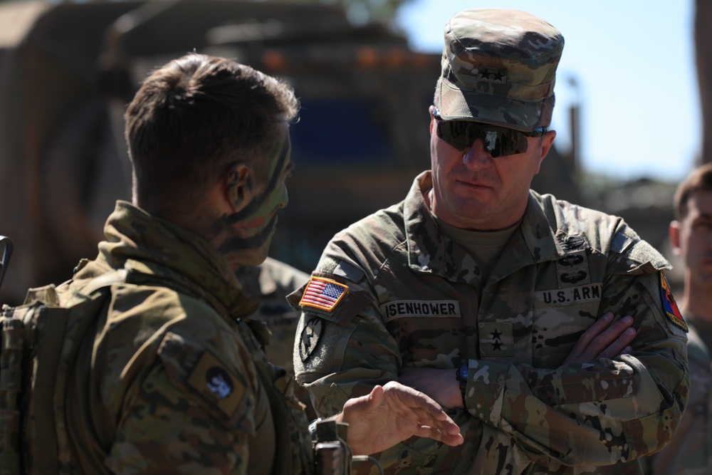 1AD CG visits leaders and soldiers during Talisman Sabre 23