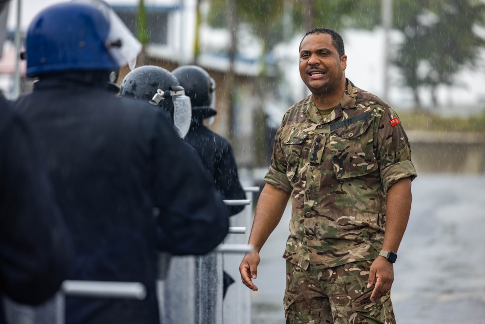 Guyana police train with Royal Bermuda Regiment on civil unrest at TRADEWINDS 23