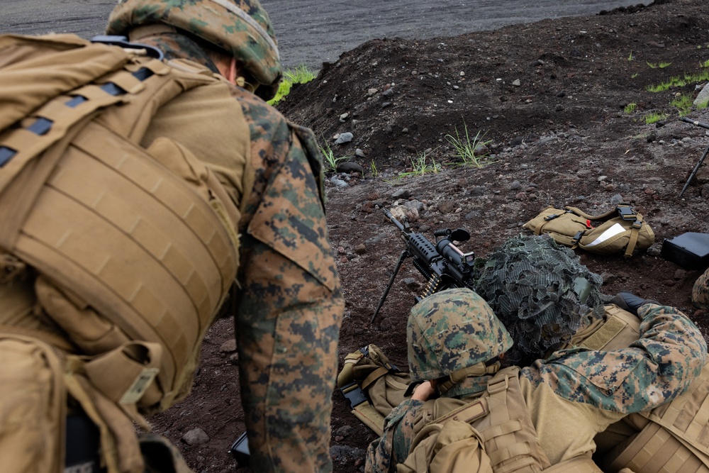 MWSS-171 Marines Conduct M249 and M2A1 Machine Gun Live-Fires