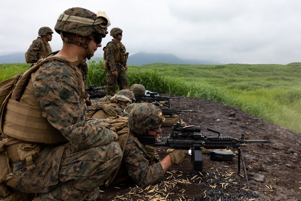 MWSS-171 Marines Conduct M249 and M2A1 Machine Gun Live-Fires