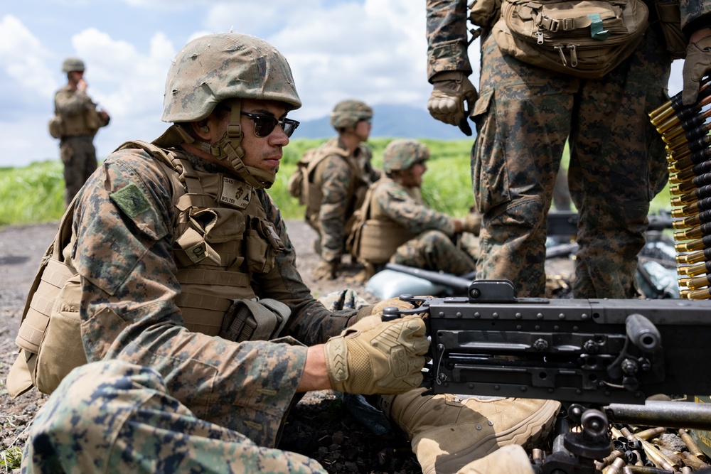 MWSS-171 Marines Conduct M249 and M2A1 Machine Gun Live-Fires