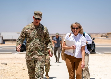 USACE director visits 332nd Air Expeditionary Wing