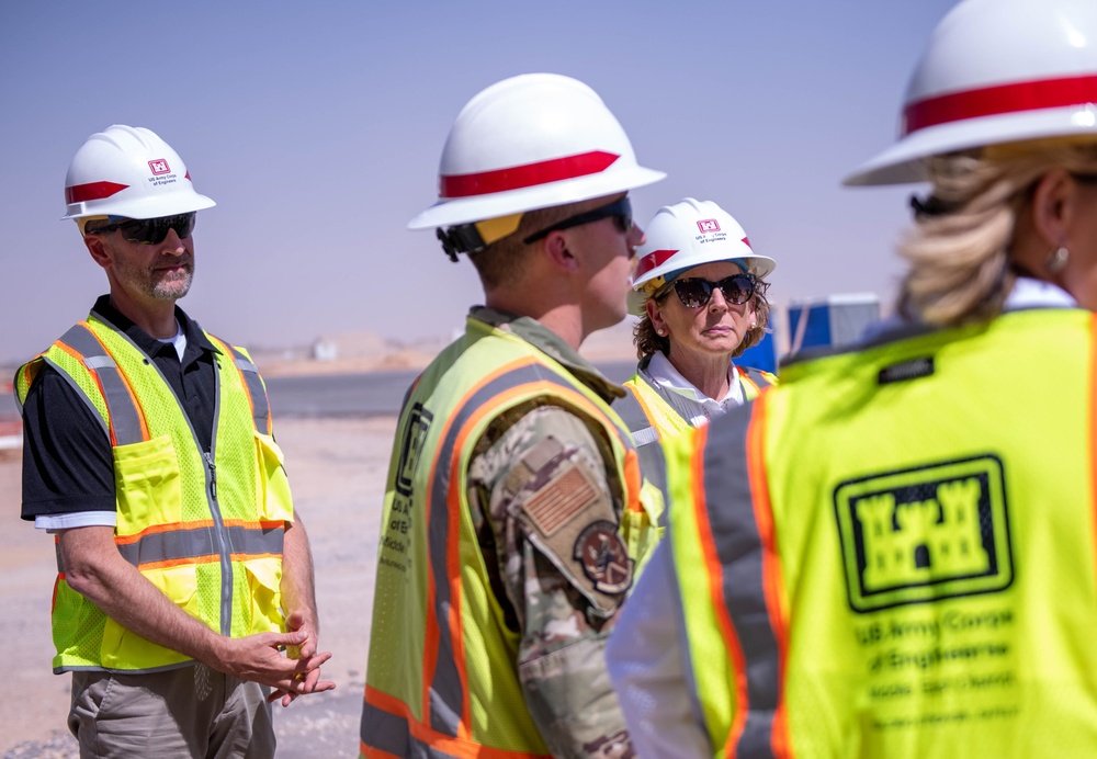 USACE director visits 332nd Air Expeditionary Wing