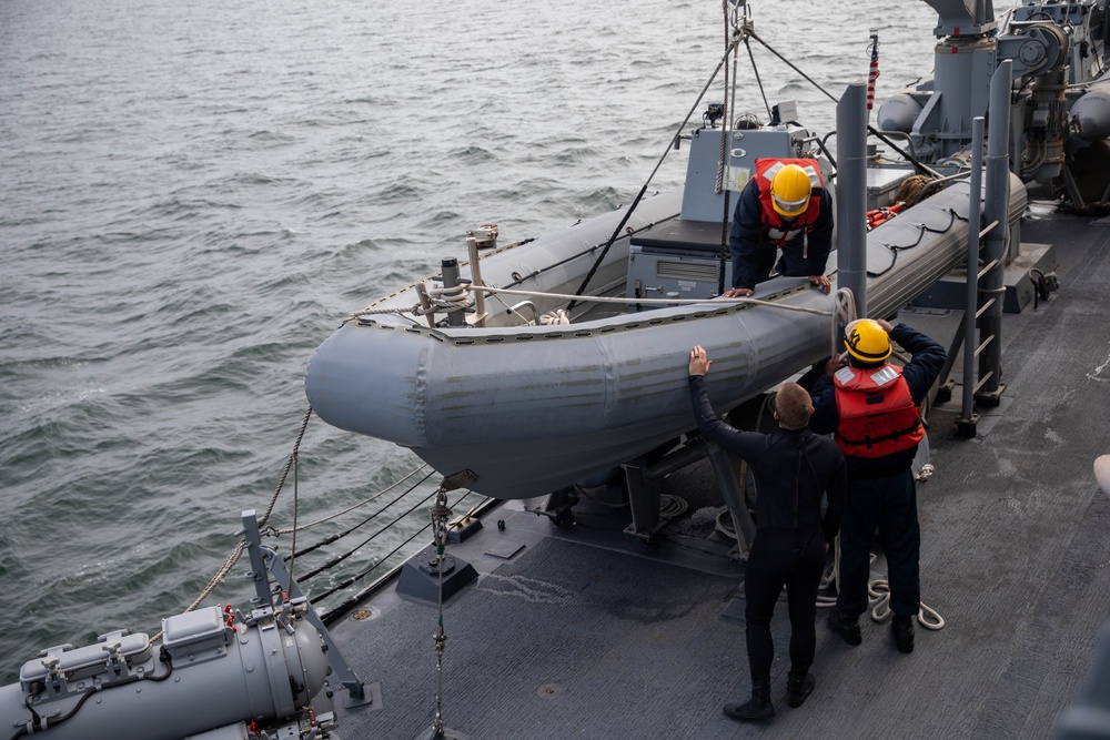 USS Roosevelt (DDG 80) Conducts Small Boat Operations in the Baltic Sea