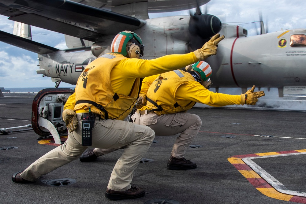 USS Ronald Reagan (CVN 76) conducts flight operations