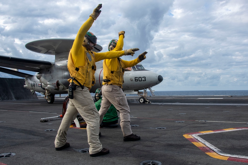 USS Ronald Reagan (CVN 76) conducts flight operations