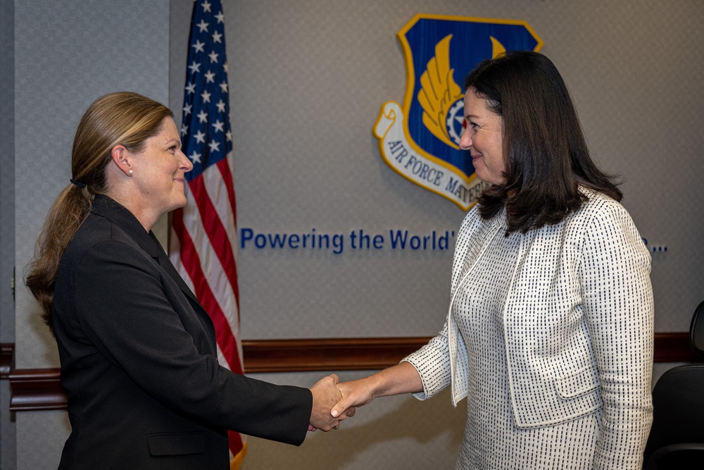 The Hon. Kristyn Jones visits Wright-Patterson AFB