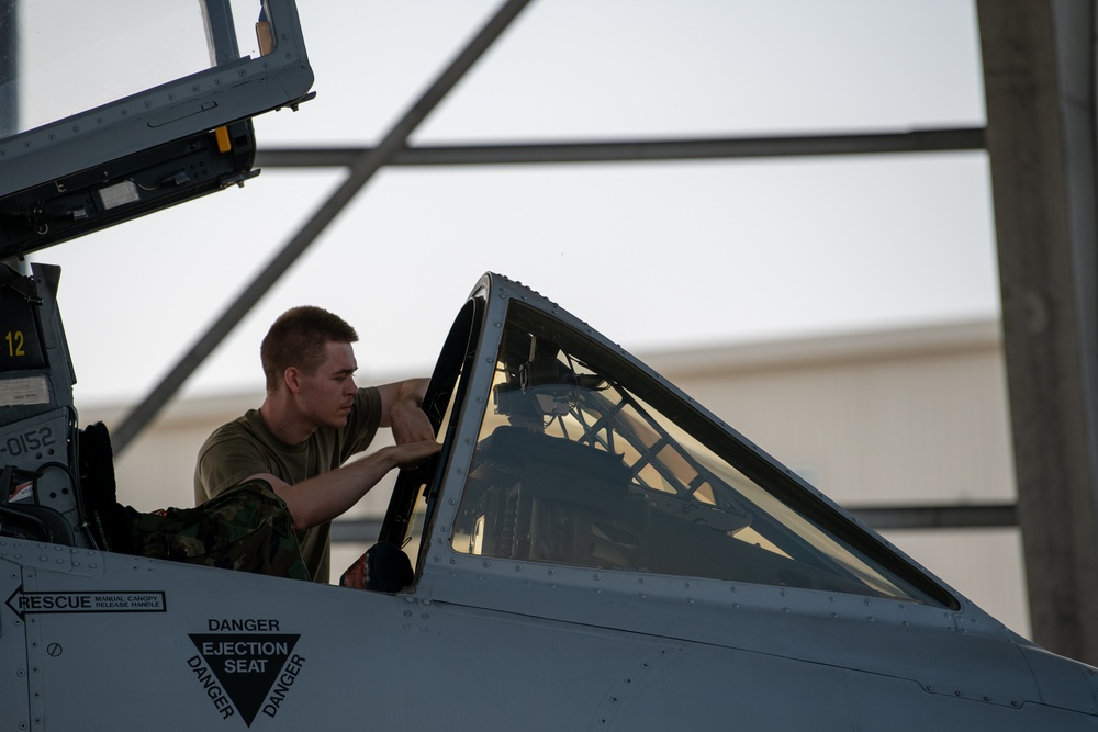 122nd Fighter Wing aircraft conversion takes off